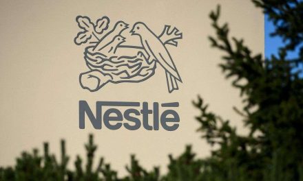Nestlé aceptó que la mayoría de sus productos no son saludables