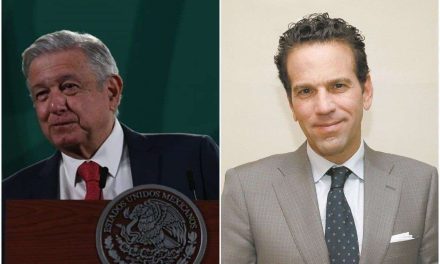 Loret de Mola arremete contra AMLO por el tiempo de reacción para hablar del Cruz Azul ante la Línea 12