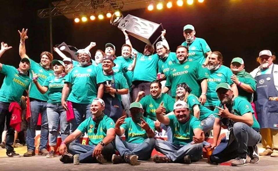 Mexicanos ganan por primera vez un concurso de bbq en EU