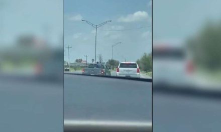 ‘Nos acaban de detener, apuntándonos con armas largas en la carretera en Tamaulipas’; Mario Delgado, dirigente nacional de Morena