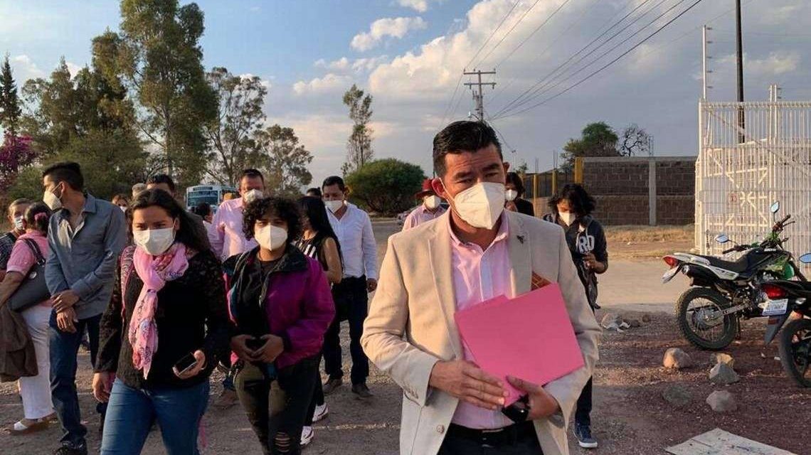 Con el miedo a cuestas, candidatos mexicanos desafían las balas