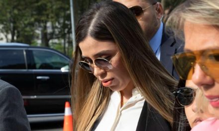 Emma Coronel se declara culpable en EU por delitos relacionados con el narcotráfico