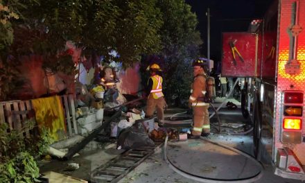 Fuego le quita todo lo que tenía a ancianita en Saltillo 2000