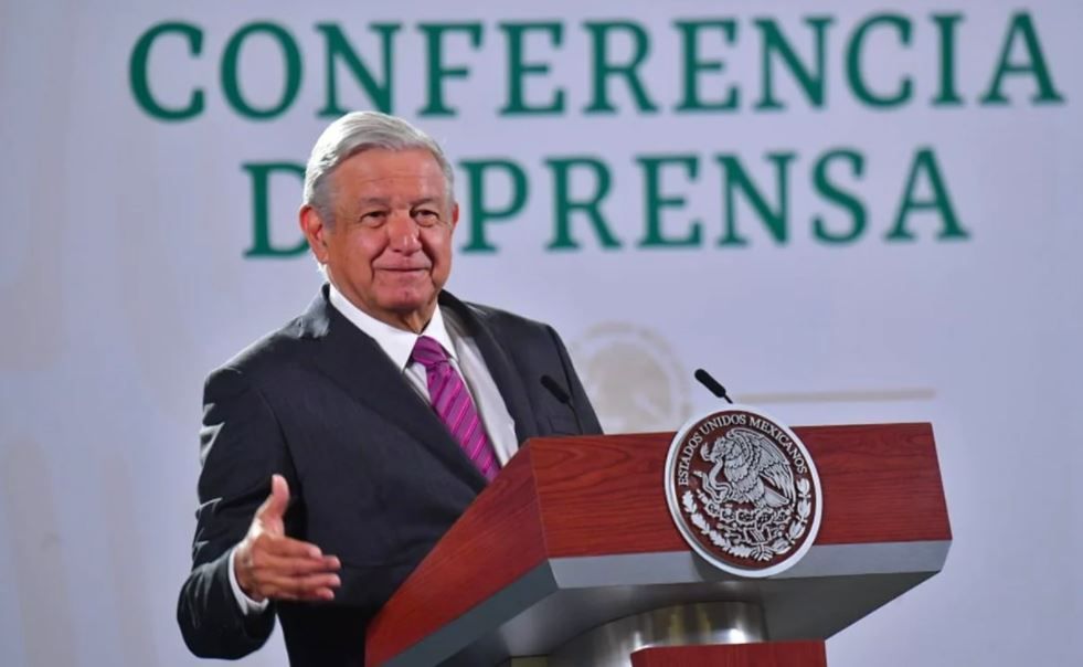 AMLO: «En 2024 me desaparezco, no estaré en redes ni hablaré de política»