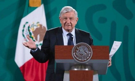#ClaseMedia Si tienes un título universitario, según AMLO, eres ‘egoísta’ y ‘aspiracionista’