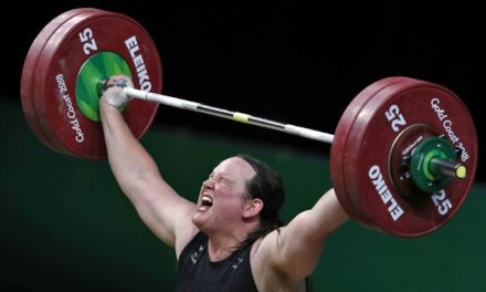 Desata polémica primer atleta transgénero en competir en Juegos Olímpicos