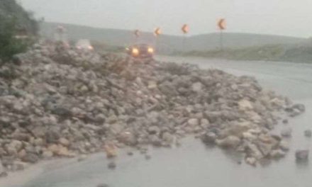 Lluvia provoca deslaves en carretera Saltillo-Monterrey