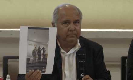 Buscarán destituir a Mario Delgado de Morena