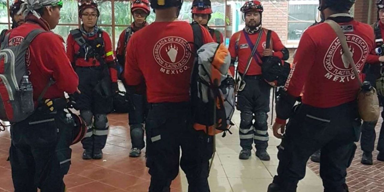 Topos de México llega a florida tras el derrumbe de un edificio en Miami