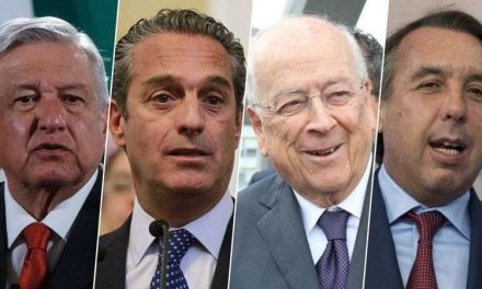 AMLO se reúne con Slim y Azcárraga, asegura que no subirán impuestos