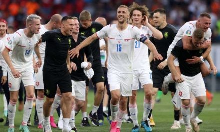 República Checa da la sorpresa y elimina a Holanda de la Eurocopa