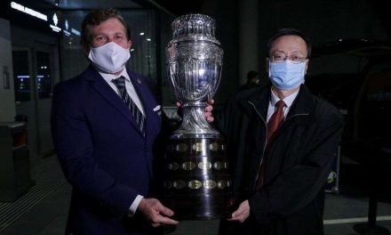 Fuera de lugar; arranca la Copa América más errática