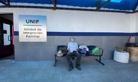 Hijos lo corren de su casa y cobran su pensión en Saltillo