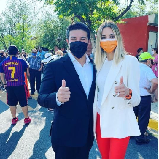 Vota Samuel García en Nuevo León