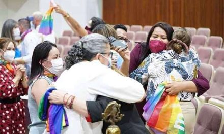 Fierro pariente: Sinaloa aprueba matrimonio igualitario