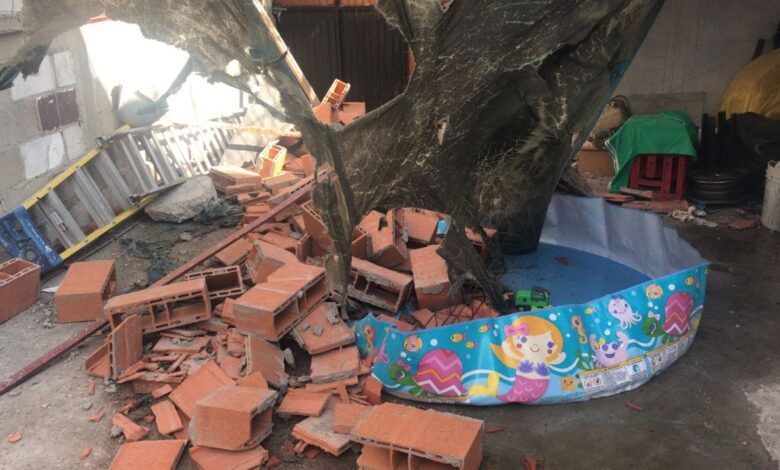 Pared aplasta a dos hermanitas en Piedras Negras