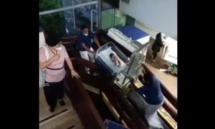 VIDEO. Así ‘rescataron’ a bebés tras inundarse hospital en CDMX