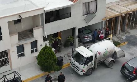 Explosión en casa habitación deja mujer herida en Saltillo