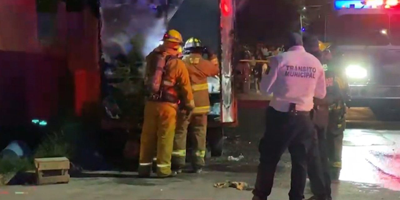 Mujer de la tercera edad muere quemada al interior de su puesto de comida en Saltillo