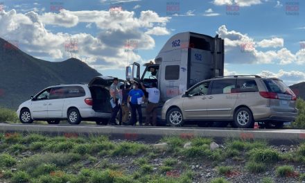 Encuentran a trailero muerto en el Libramiento Norponiente