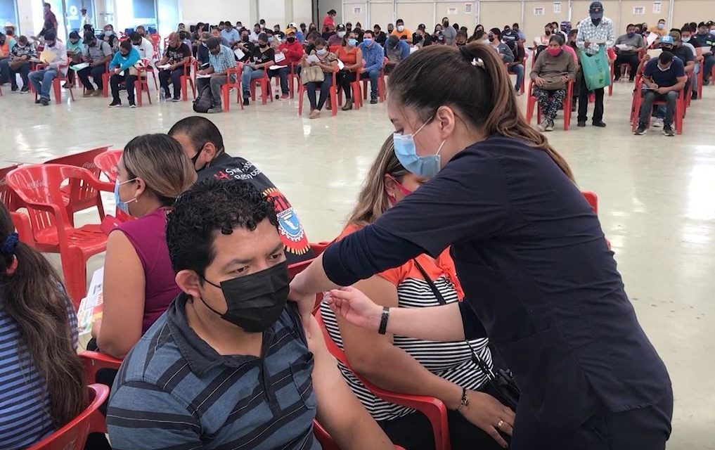 Concluye una etapa más de vacunación en Saltillo