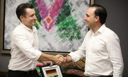 Manolo Jiménez se reúne con Colosio para compartir buenas prácticas