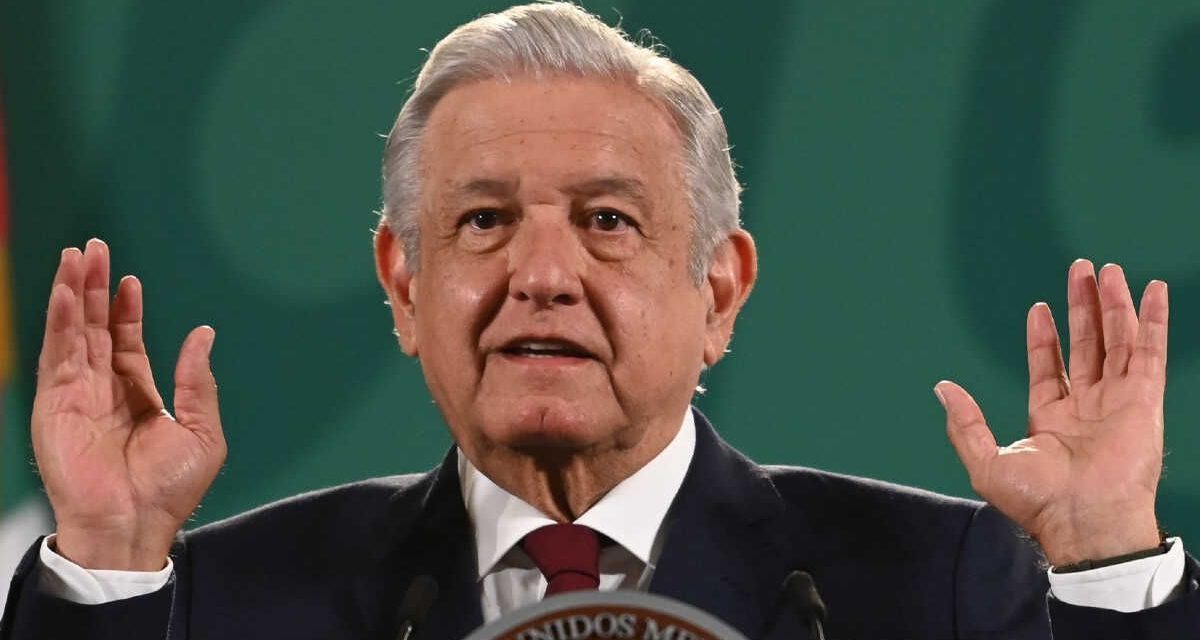 Tenemos que correr riesgos, dice AMLO sobre vuelta a clases
