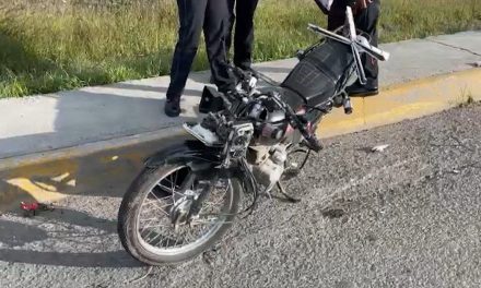 Motociclista se amputa la oreja en accidente
