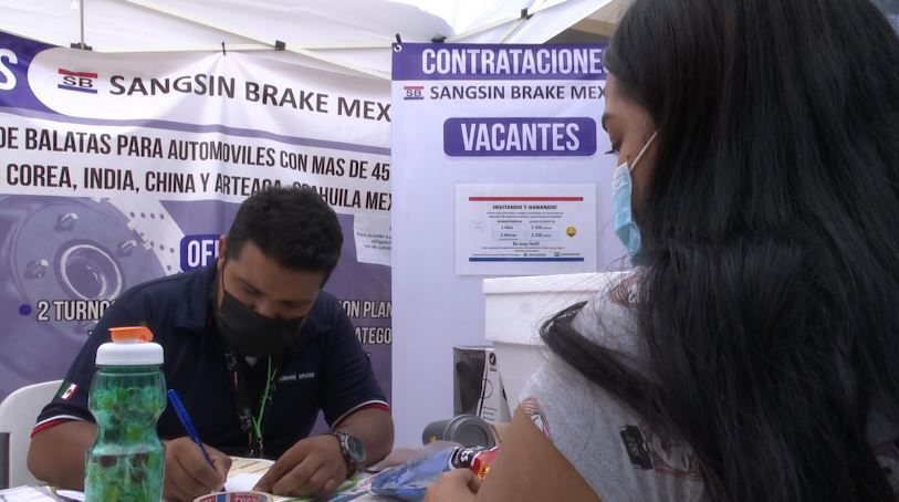 Ofertan vacantes en ‘Rally del Empleo’ en Casa del Artesano Saltillo