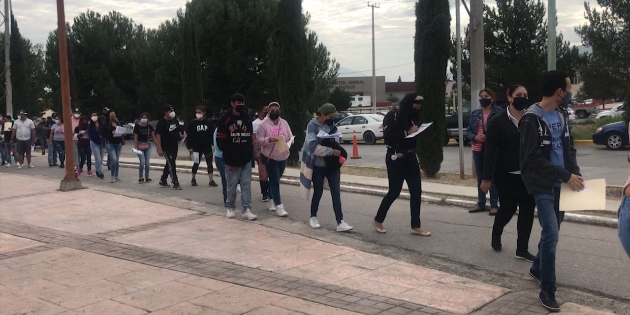 Se agotan los folios de vacunación en los módulos de El Mimbre y Maravillas; quedan algunos en la UA de C en Arteaga
