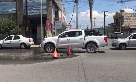 Reparan fuga de agua tras reporte hecho a RCG Media