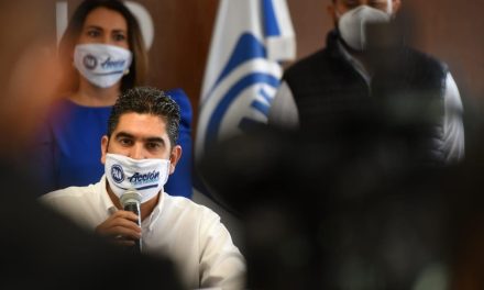 Investigan malos manejos en el PAN