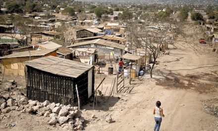 Pobreza en México llega a 55.7 millones de personas en 2020: Coneval