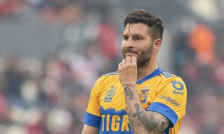 “Siéntese llorón”, contesta Gignac a periodista