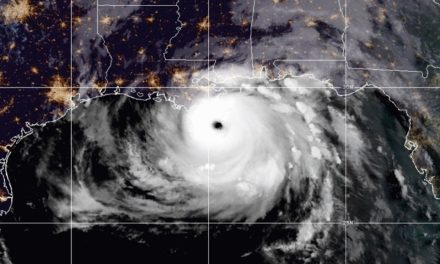 Huracán ‘Ida’ se intensifica, ahora es categoría 4