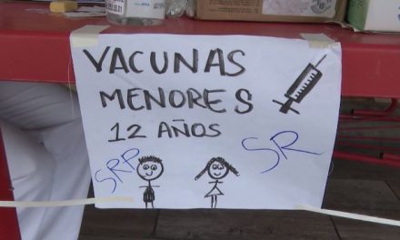 Realiza IMSS jornada de vacunación en centros comerciales