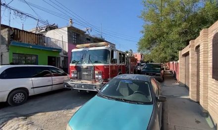 Corto provoca incendio en una vivienda