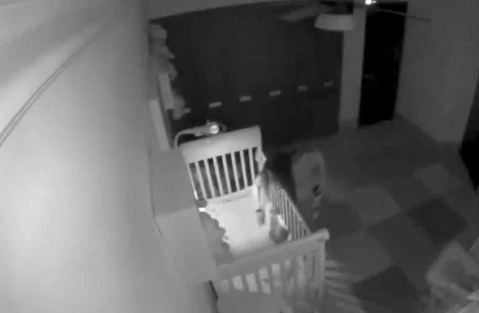 Niñera golpea a bebé y es buscada en Monterrey (video)