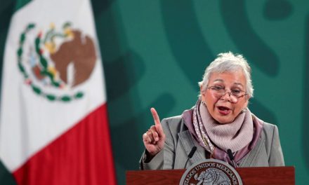 Olga Sánchez Cordero rinde protesta como nueva presidenta del Senado