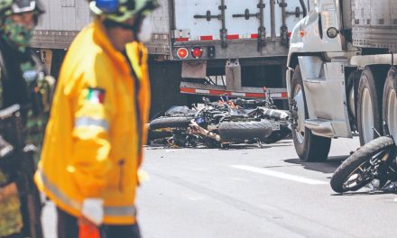 Se queda sin frenos y mata seis motociclistas; tragedia en Tres Marías