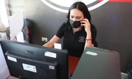 Refuerzan call center para atender covid