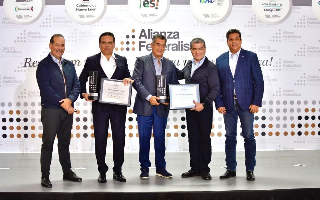 Capital de Coahuila recibe a la Alianza Federalista