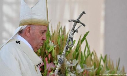 El papa Francisco pide perdón a México por excesos cometidos por la Iglesia