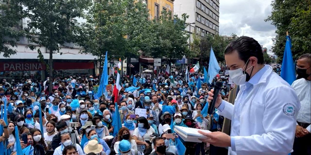 ‘Como médico respeto la vida’; doctores piden #CorteAbortoNo