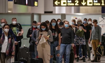 EE.UU. permitirá entrada de viajeros internacionales vacunados hasta noviembre