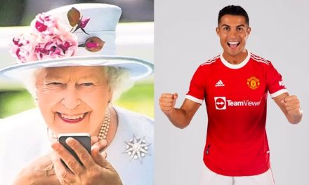 ‘Es para una tarea’; Reina Isabel II solicita autógrafo de Cristian Ronaldo