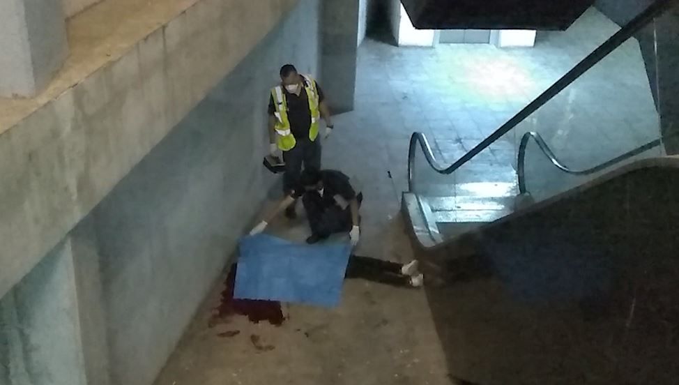 Pierde la vida al caer más de 20 metros después de salir de un bar
