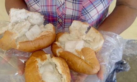 Mujer intenta meter ‘tortas de cricko’ al penal en Veracruz
