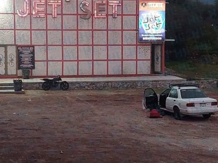 Asesinan a tres personas en table dance de Hidalgo