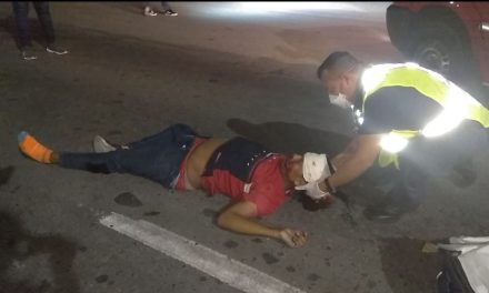 Por no usar el puente peatonal lo atropellan
